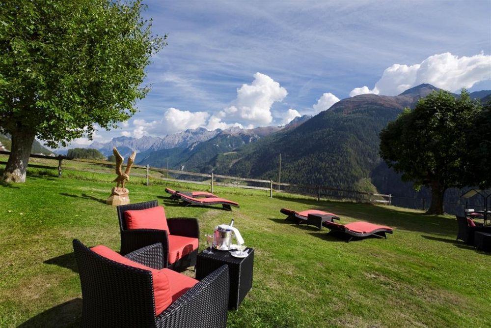 Meisser Hotel "Superior" Guarda Buitenkant foto