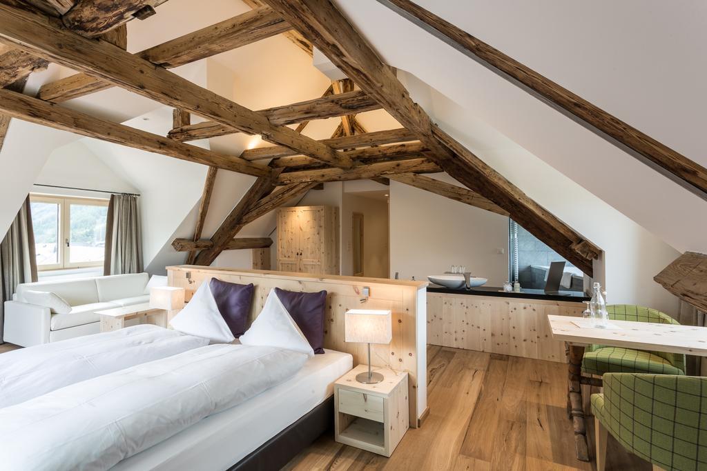 Meisser Hotel "Superior" Guarda Kamer foto