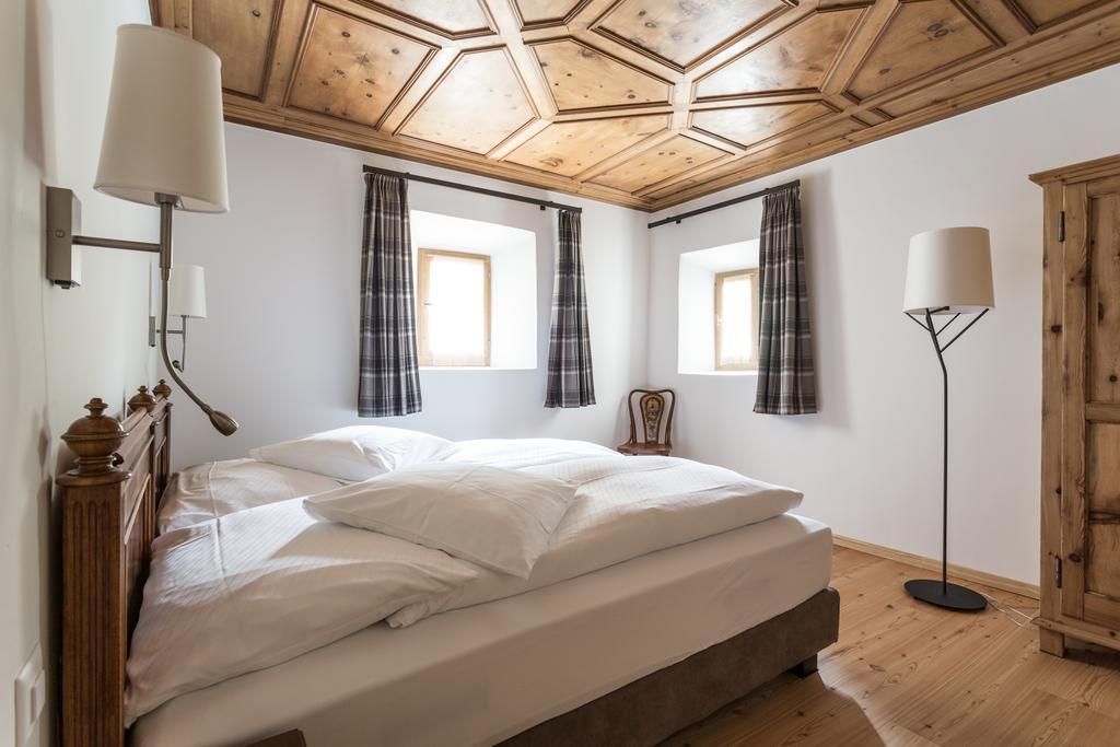 Meisser Hotel "Superior" Guarda Buitenkant foto